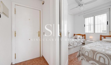 Resale - Apartment / flat - Torrevieja - Centro