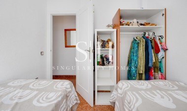 Resale - Apartment / flat - Torrevieja - Centro