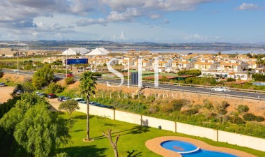 Resale - Apartment / flat - Torrevieja - Centro