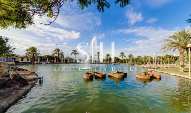 Resale - Apartment / flat - Torrevieja - Centro