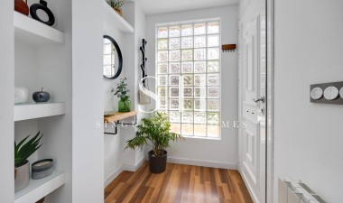 Resale - Villa - Los Montesinos - La Herrada