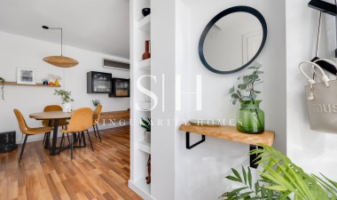 Resale - Villa - Los Montesinos - La Herrada