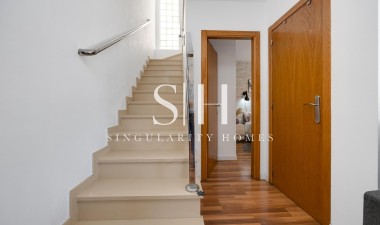 Resale - Villa - Los Montesinos - La Herrada