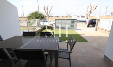 Resale - Bungalow - Pilar de la Horadada - Costa Blanca