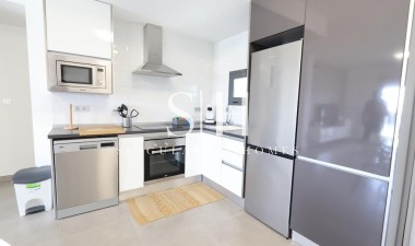 Resale - Bungalow - Pilar de la Horadada - Costa Blanca