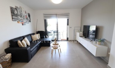 Resale - Bungalow - Pilar de la Horadada - Costa Blanca