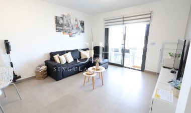 Resale - Bungalow - Pilar de la Horadada - Costa Blanca