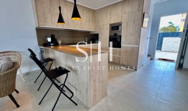 Resale - Villa - Benijofar - Pueblo 4