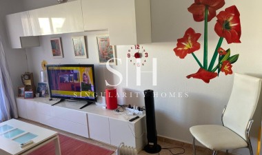 Resale - Apartment / flat - Torrevieja - Estacion De Autobuses