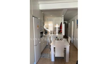 Resale - Apartment / flat - Torrevieja - Estacion De Autobuses