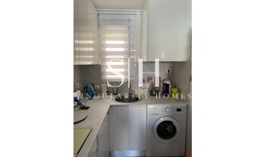 Resale - Apartment / flat - Torrevieja - Estacion De Autobuses