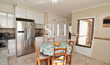 Resale - Villa - Orihuela Costa - Playa Flamenca