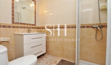 Resale - Villa - Orihuela Costa - Playa Flamenca