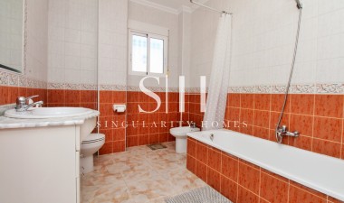 Resale - Villa - Orihuela Costa - Playa Flamenca