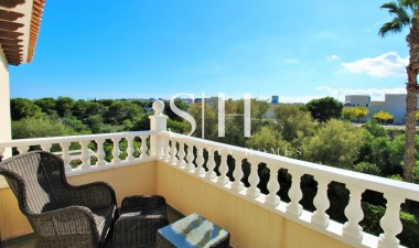 Resale - Villa - Orihuela Costa - Playa Flamenca