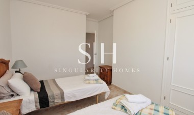 Resale - Villa - Orihuela Costa - Playa Flamenca