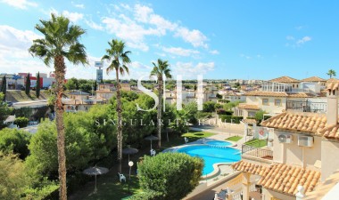 Resale - Villa - Orihuela Costa - Playa Flamenca