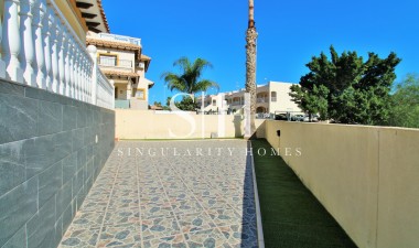 Resale - Villa - Orihuela Costa - Playa Flamenca