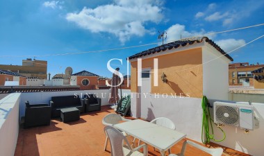 Resale - Apartment / flat - Torrevieja - Costa Blanca