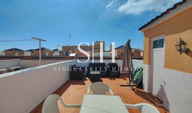 Resale - Apartment / flat - Torrevieja - Costa Blanca