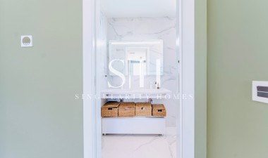 Resale - Villa - San Miguel de Salinas - Mirador De San Miguel