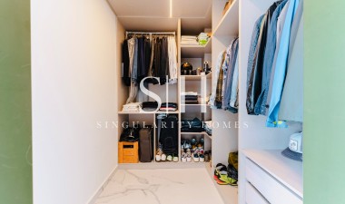 Resale - Villa - San Miguel de Salinas - Mirador De San Miguel