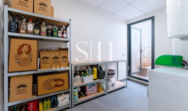 Resale - Villa - San Miguel de Salinas - Mirador De San Miguel