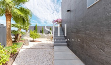 Resale - Villa - San Miguel de Salinas - Mirador De San Miguel