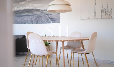 Resale - Villa - San Miguel de Salinas - Mirador De San Miguel