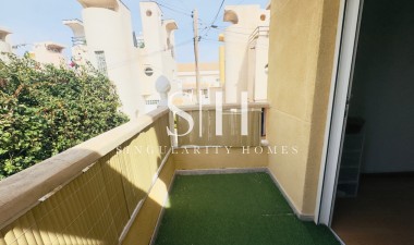 Resale - House - Torrevieja - Los Frutales