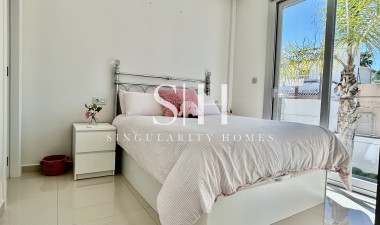 Resale - Villa - Orihuela Costa - Costa Blanca