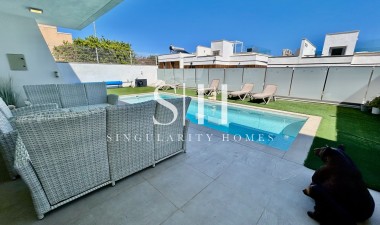 Herverkoop - Villa - Orihuela Costa - Costa Blanca