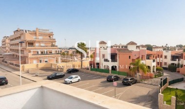 Resale - Apartment / flat - Torrevieja - Costa Blanca