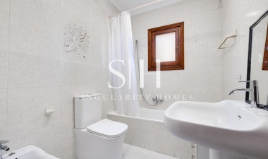 Herverkoop - Villa - Torrevieja - Nueva Torrevieja