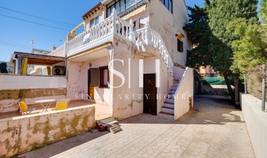 Herverkoop - Villa - Torrevieja - Nueva Torrevieja