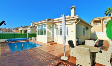 Herverkoop - Bungalow - Orihuela Costa - Villamartin