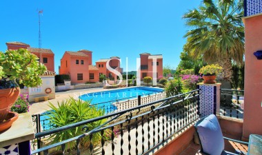 Återförsäljning - Villa - San Miguel de Salinas