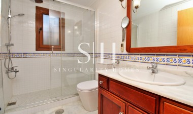 Återförsäljning - Villa - San Miguel de Salinas