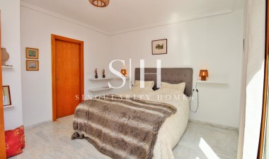 Återförsäljning - Villa - San Miguel de Salinas