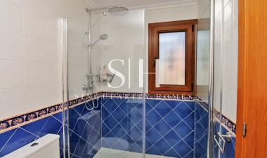 Återförsäljning - Villa - San Miguel de Salinas