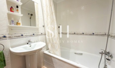 Odsprzedaż - Mieszkanie w bloku - Orihuela Costa - La Florida