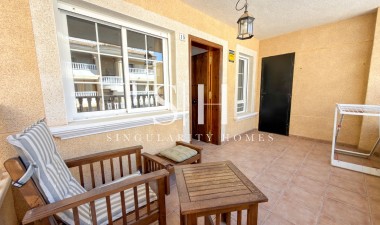 Odsprzedaż - Mieszkanie w bloku - Orihuela Costa - La Florida