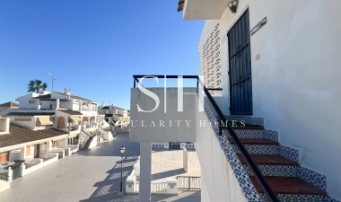 Herverkoop - Bungalow - Torrevieja - Los Frutales