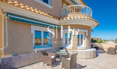 Resale - Villa - Torrevieja - Costa Blanca