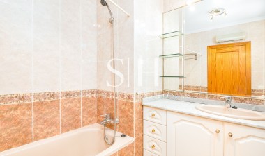 Resale - Villa - Torrevieja - Costa Blanca