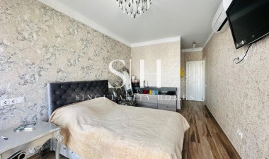 Herverkoop - Villa - Campoamor - Costa Blanca