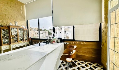 Herverkoop - Villa - Campoamor - Costa Blanca