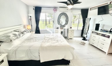 Перепродажа - Villa - Catral - Costa Blanca