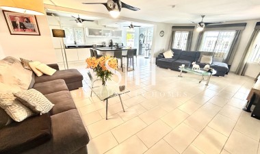 Odsprzedaż - Villa - Catral - Costa Blanca