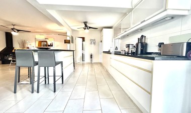 Odsprzedaż - Villa - Catral - Costa Blanca